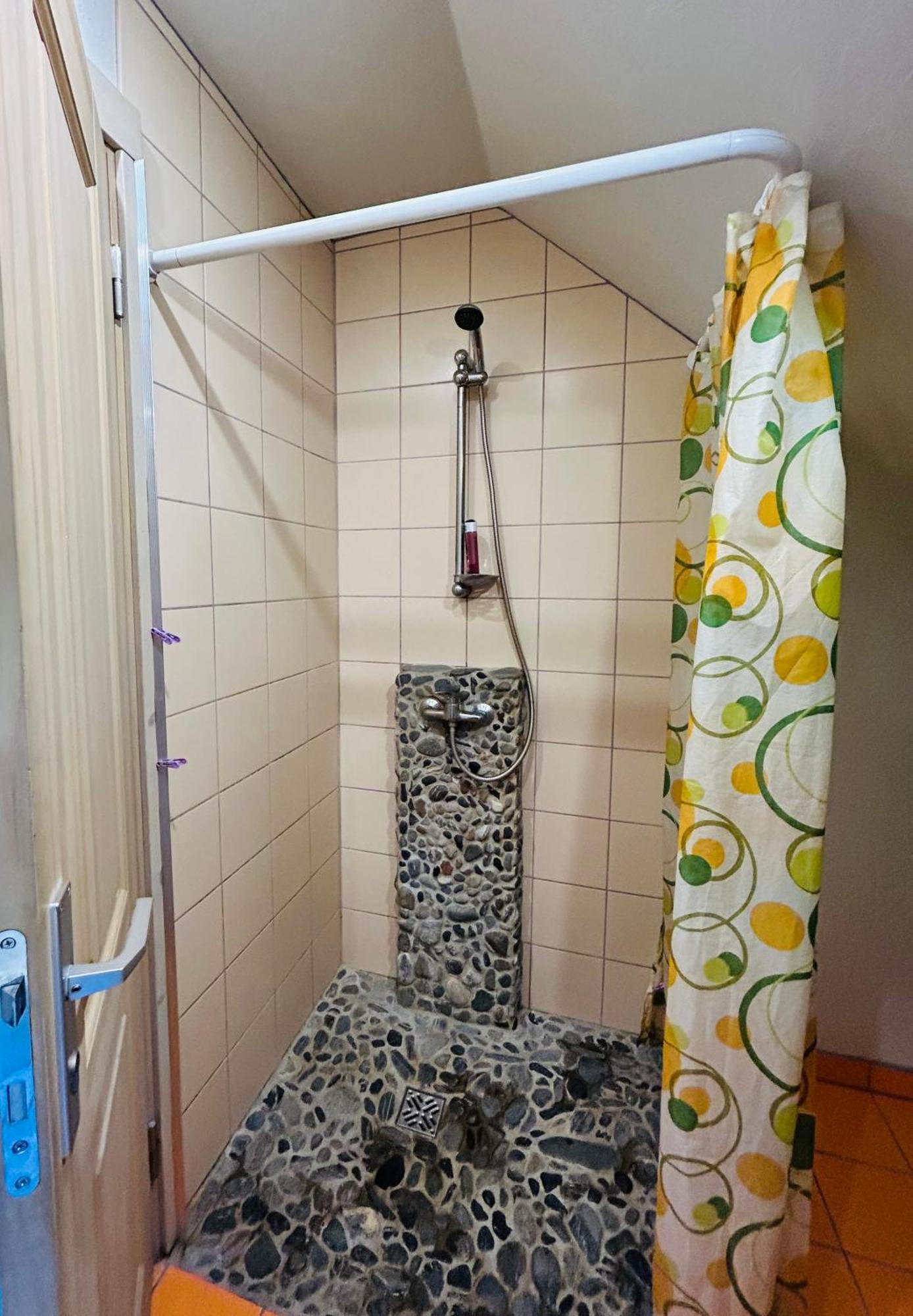 Mezalauki Villa Kolka Ngoại thất bức ảnh